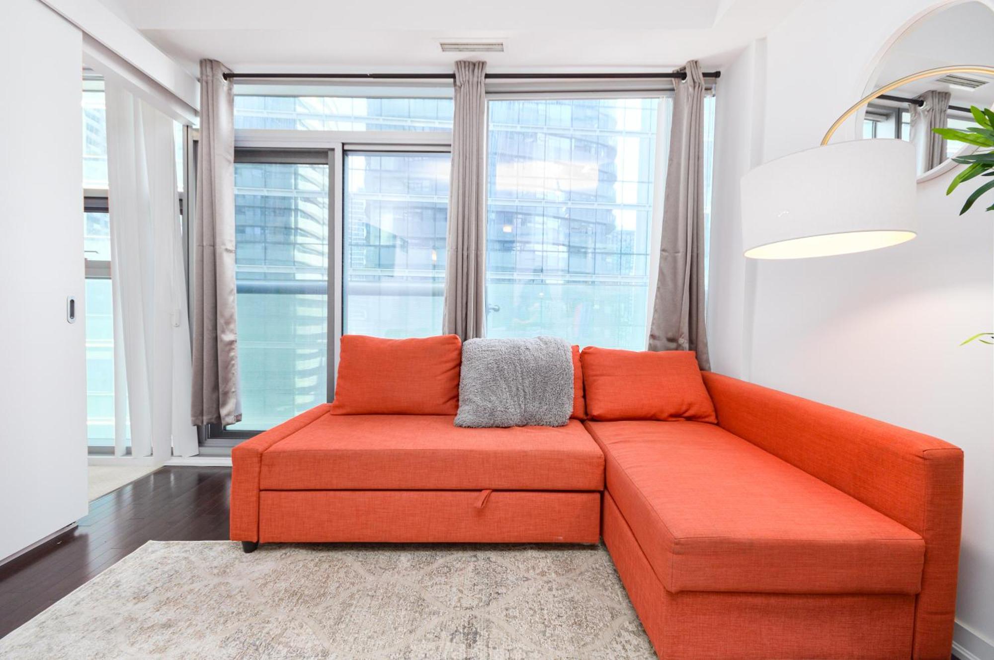Downtown Toronto Condo Near Cn Tower, Scotiabank Arena, Rogers Centre, Union Station エクステリア 写真